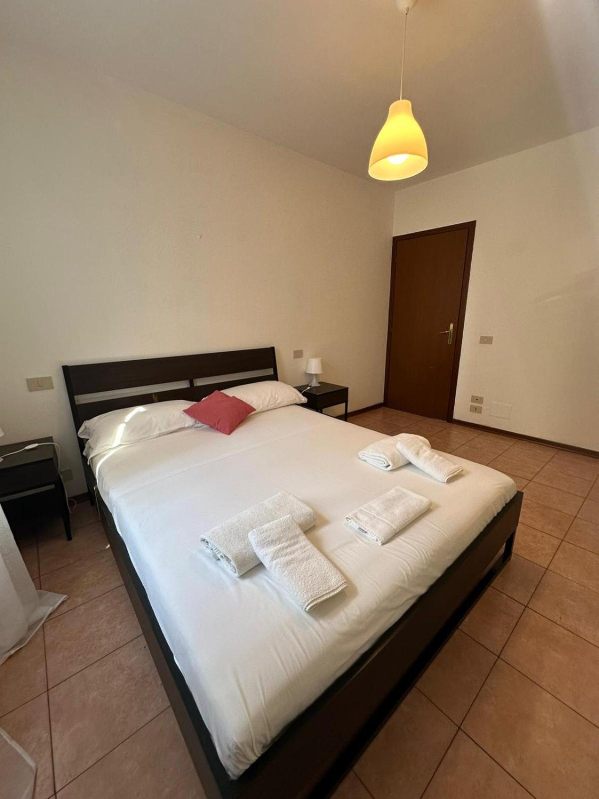 Agostino Apartment Pisa Bagian luar foto